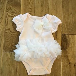 NWT First Impressions 3-6 month bodysuit